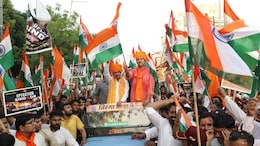 Jaipur: "हम शांति को बनाए रखने के लिए लड़ने के लिए तैयार", तिरंगा रैली में बोले राज्यवर्धन सिंह राठौड़