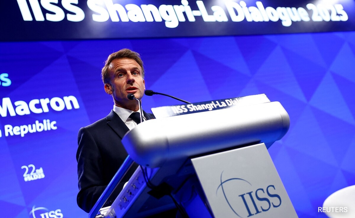 Сингапур френският президент Еманюел Макрон заяви в петък че разделението