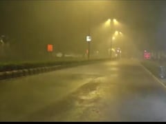 दिल्ली‑एनसीआर में बदला मौसम का मिजाज, कई इलाकों में हल्‍की बारिश से बढ़ा ठंड का एहसास