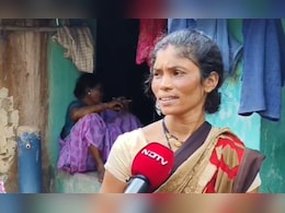 इस गांव में ‘जीवन’ पर आया महासंकट! शादियों पर भी लगा ग्रहण, जानें क्या हुआ इस गांव में ‘जीवन’ पर आया महासंकट! शादियों पर भी लगा ग्रहण, जानें क्या हुआ