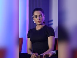 सेलिना जेटली पिता को याद कर हुईं इमोशनल, भारतीय सेना पर जताया गर्व, बोलीं- वो हैं तो हम हैं  सेलिना जेटली पिता को याद कर हुईं इमोशनल, भारतीय सेना पर जताया गर्व, बोलीं- वो हैं तो हम हैं
