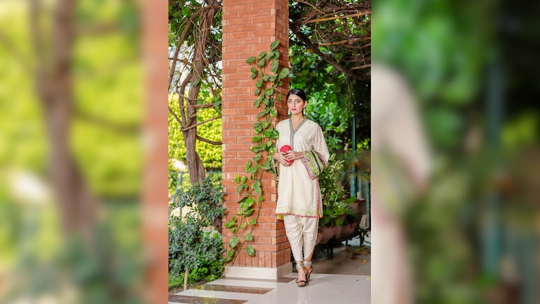 EORS: कम प्राइस में Office Wear के लिए Stylish Kurti ढूंढ रहे हैं आप? ये Deals आपके लिए रहेंगी बेस्ट EORS: कम प्राइस में Office Wear के लिए Stylish Kurti ढूंढ रहे हैं आप? ये Deals आपके लिए रहेंगी बेस्ट