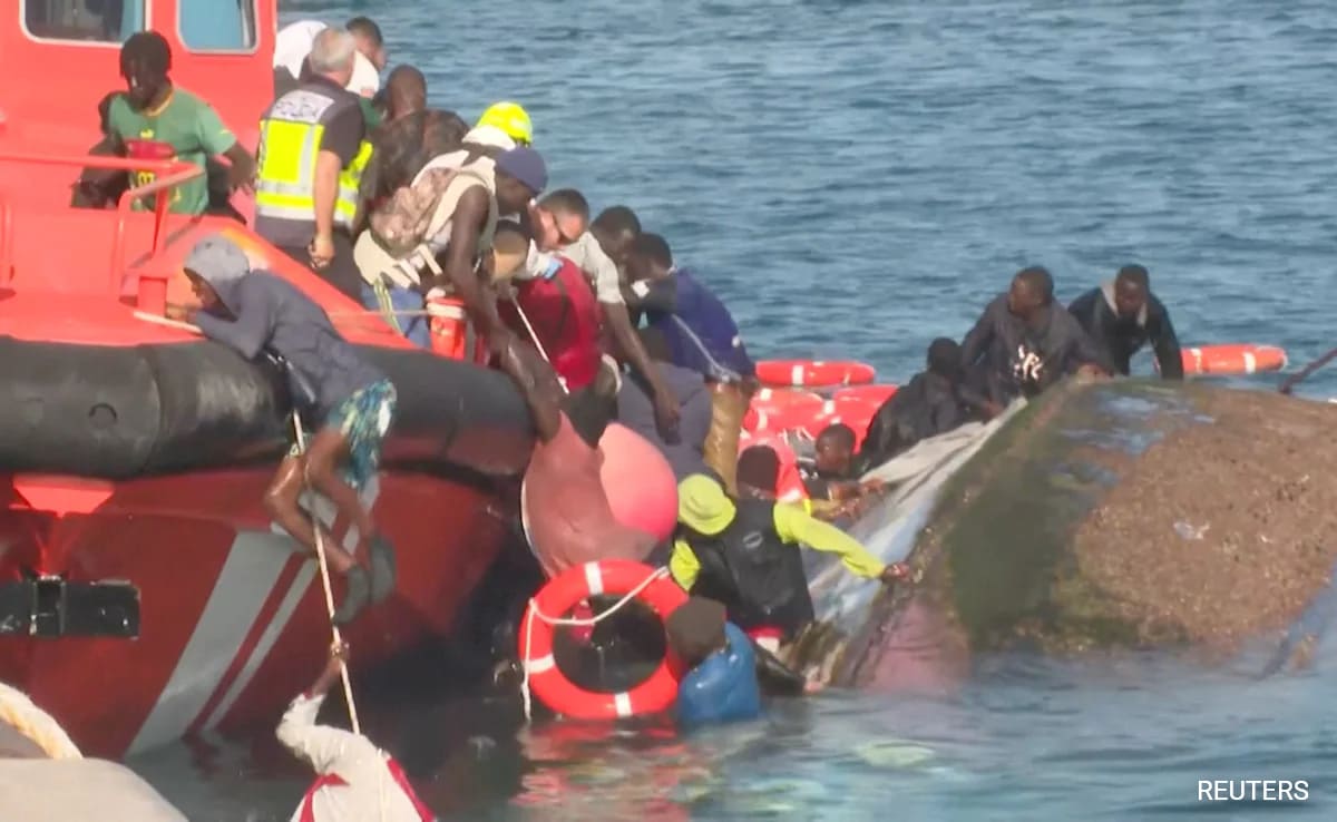 Мадрид Най малко седем души загинаха когато мигрантската лодка се прехвърли
