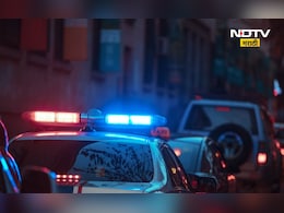 Crime News: दिव्यशक्ती असल्याची बतावणी, ॲपद्वारे भक्तावर वॉच,  पुण्यातील भोंदुबाबा अटकेत Crime News: दिव्यशक्ती असल्याची बतावणी, ॲपद्वारे भक्तावर वॉच,  पुण्यातील भोंदुबाबा अटकेत