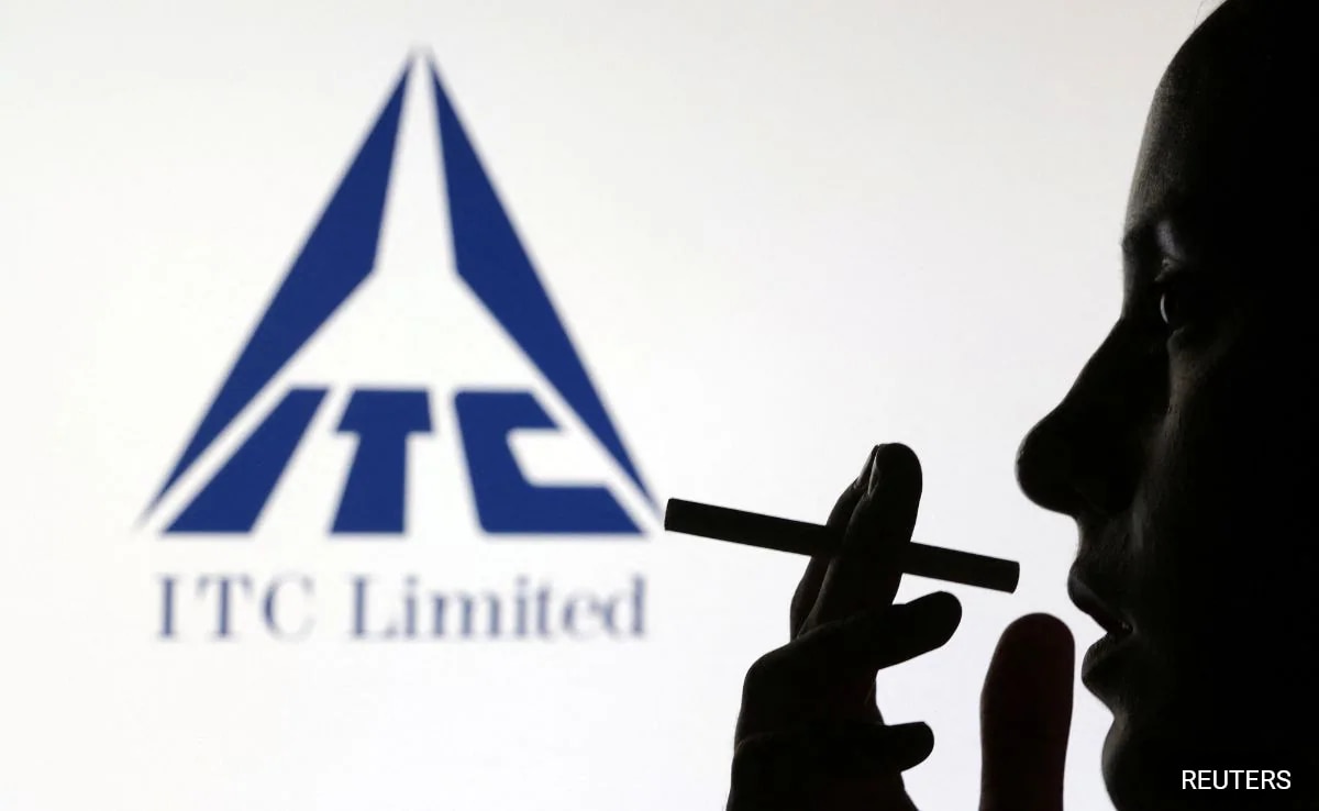 Британският американски тютюн каза във вторник че обмисля допълнително да