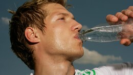 Mental Health Diet: New Study Suggests Hydration Is Essential For Reducing Stress