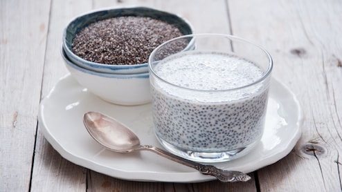 Top 10 Doctor-Recommended Foods That Can Help Eliminate Bloating