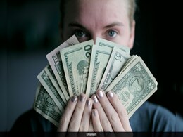 Can Money Buy Morality? Study Finds Wealthier People Slightly More Prosocial Can Money Buy Morality? Study Finds Wealthier People Slightly More Prosocial