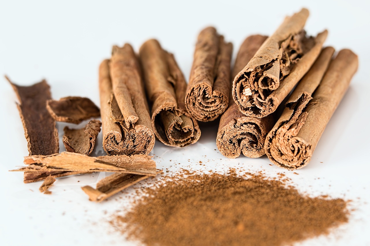 Sprinkling Cinnamon On Fruits Can Help In Blood Sugar Management