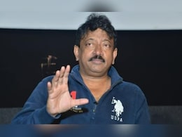राम गोपाल वर्मा ने किया कियारा आडवाणी पर भद्दा कमेंट, हुए ट्रोल राम गोपाल वर्मा ने किया कियारा आडवाणी पर भद्दा कमेंट, हुए ट्रोल