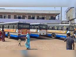 Rajasthan: रोडवेज बस में बार-बार चेकिंग के बाद भी नहीं माना कंडक्टर, आधे यात्रियों को करा दी बेटिकट यात्रा Rajasthan: रोडवेज बस में बार-बार चेकिंग के बाद भी नहीं माना कंडक्टर, आधे यात्रियों को करा दी बेटिकट यात्रा