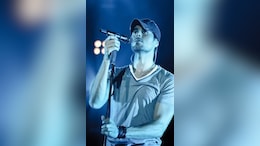 Spanish Music Sensation Enrique Iglesias To Perform In India After 13 Years. Details Inside