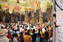 Supreme Court Allows UP To Use Temple Funds To Buy Land For Corridor, With A Condition Supreme Court Allows UP To Use Temple Funds To Buy Land For Corridor, With A Condition