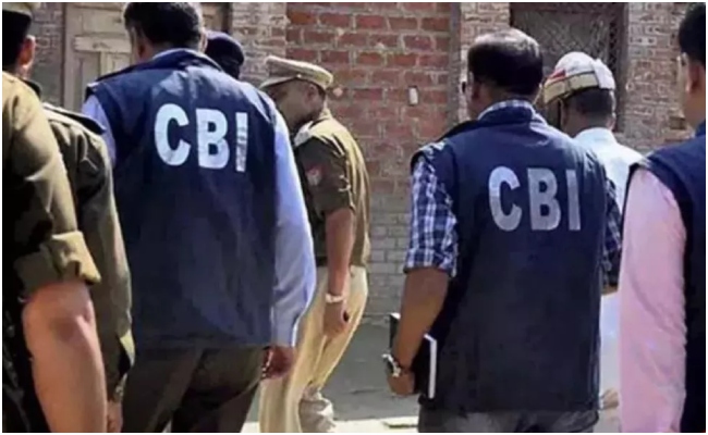 CBI ने छत्तीसगढ़ में तीन डॉक्टरों सहित छह लोगों को किया गिरफ्तार; रिश्वत के बदले देते थे मनचाही रिपोर्ट