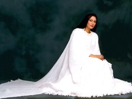 Cannes 2025: Simi Garewal To Make Red Carpet Appearance At <i>Aranyer Din Ratri</i> Screening