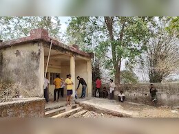अंधविश्वास ने ले ली मासूम की जान, जहरीले सांप के डसने पर अस्पताल की जगह ले गए तांत्रिक के पास, हुई मौत अंधविश्वास ने ले ली मासूम की जान, जहरीले सांप के डसने पर अस्पताल की जगह ले गए तांत्रिक के पास, हुई मौत