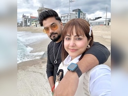 Amid Cancer Battle, Hina Khan Holidays With Boyfriend Rocky Jaiswal In South Korea. See Pics Amid Cancer Battle, Hina Khan Holidays With Boyfriend Rocky Jaiswal In South Korea. See Pics