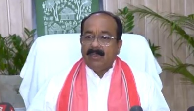 Viral Video: अंबेडकर की फोटो पर सियासी घमासान; अरुण साव ने कहा- लालू प्रसाद यादव प्रतिष्ठा का रखें ख्याल