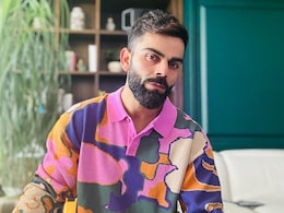 विराट कोहली का वीडियो वायरल, जब बड़े ही सुर में गाया था मोहम्मद रफी का गाना, लोग बोले- एक दिल कितनी बार जीतोगे विराट कोहली का वीडियो वायरल, जब बड़े ही सुर में गाया था मोहम्मद रफी का गाना, लोग बोले- एक दिल कितनी बार जीतोगे