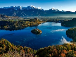 12 Most Scenic Lakes Around the World That Seem Too Beautiful To Be Real 12 Most Scenic Lakes Around the World That Seem Too Beautiful To Be Real