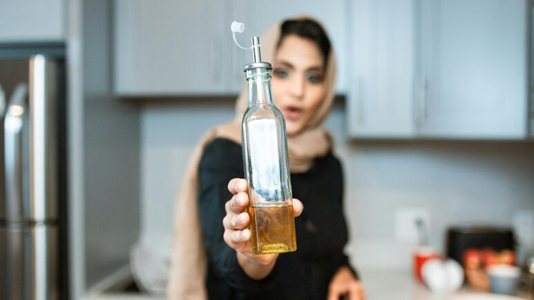 ये हैं वो कारण जो बताते हैं Oil Dispensers क्यों है आपकी किचन के लिए जरूरी ये हैं वो कारण जो बताते हैं Oil Dispensers क्यों है आपकी किचन के लिए जरूरी