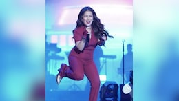 Neha Kakkar Reacts To Melbourne Organisers' Claim She "Refused" To Perform For 700 People