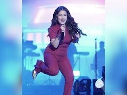 Neha Kakkar Reacts To Melbourne Organisers' Claim She "Refused" To Perform For 700 People Neha Kakkar Reacts To Melbourne Organisers' Claim She "Refused" To Perform For 700 People