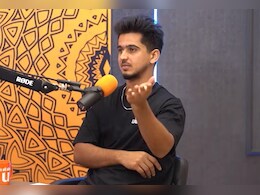 सैम अयूब ने चुनी वर्ल्ड टी-20 प्लेइंग XI, कोहली-रोहित को नहीं माना T20 का बेस्ट खिलाड़ी, दो भारतीय को दी जगह सैम अयूब ने चुनी वर्ल्ड टी-20 प्लेइंग XI, कोहली-रोहित को नहीं माना T20 का बेस्ट खिलाड़ी, दो भारतीय को दी जगह