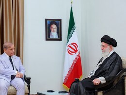 ईरान के सामने पाकिस्तान की भारत को घेरने चाल नहीं चली, समझे अयातुल्ला का नपा-तुला जवाब क्या संकेत दे रहा ईरान के सामने पाकिस्तान की भारत को घेरने चाल नहीं चली, समझे अयातुल्ला का नपा-तुला जवाब क्या संकेत दे रहा