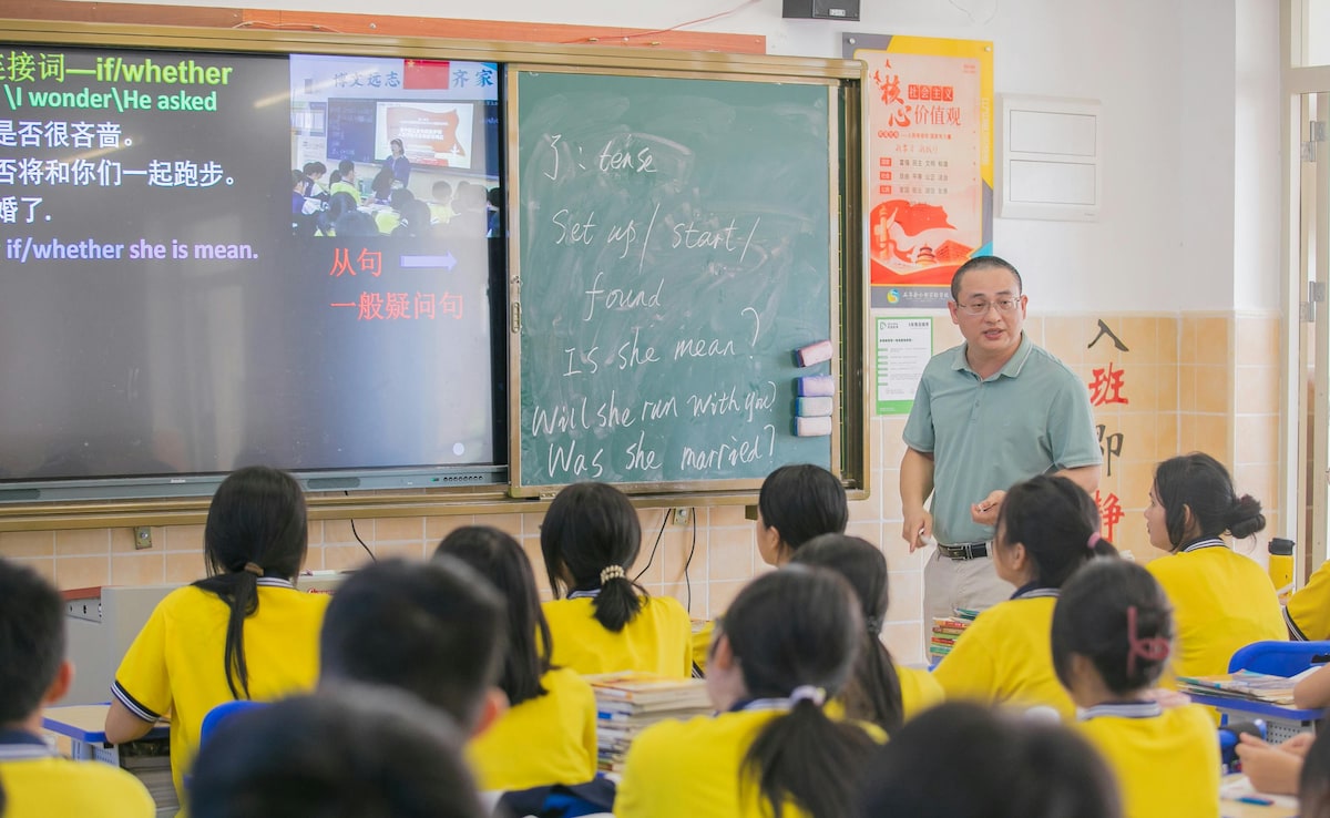 Chinese Tutor Managing 400 Students Dies From Work Stress Days Before Wedding