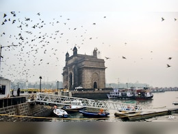 SC ने गेटवे ऑफ इंडिया के पास फ्लोटिंग जेटी परियोजना पर दखल देने से किया इनकार