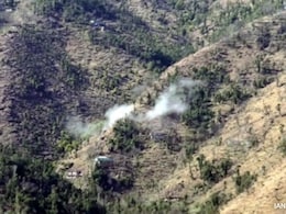 बाज नहीं आ रहा पाकिस्तान, LoC पर  फिर किया सीजफायर का उल्लंघन, भारत-पाक DGMO वार्ता आज बाज नहीं आ रहा पाकिस्तान, LoC पर  फिर किया सीजफायर का उल्लंघन, भारत-पाक DGMO वार्ता आज