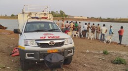 Neemuch: नाव से घूमने गए थे 6 दोस्त ! तालाब में डूबे, 5 तैरकर निकले बाहर, एक की मौत