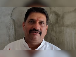 Rajasthan Politics: निलंबित विधायक कंवरलाल मीणा की दया याचिका पर सियासत गरमाई, मंत्री बोले- यह संवैधानिक अधिकार Rajasthan Politics: निलंबित विधायक कंवरलाल मीणा की दया याचिका पर सियासत गरमाई, मंत्री बोले- यह संवैधानिक अधिकार