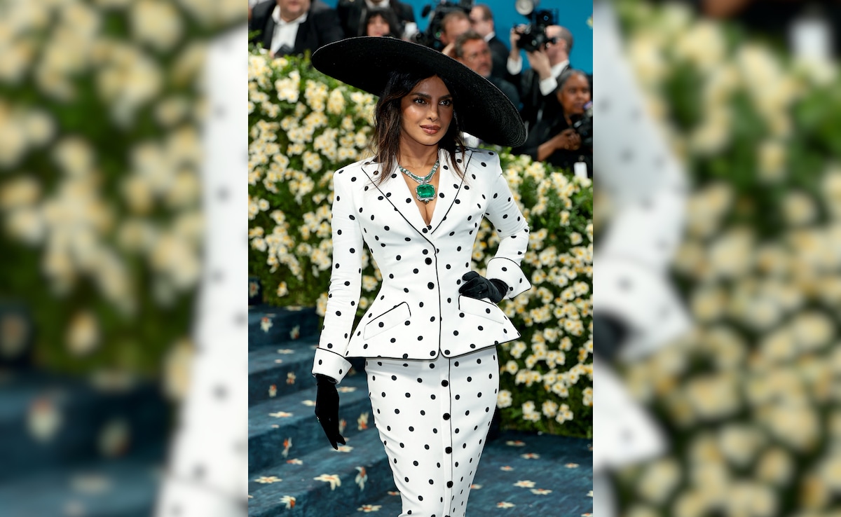 Priyanka Chopra looks ethereal in a polka dot ensemble Priyanka Chopra looks ethereal in a polka dot ensemble