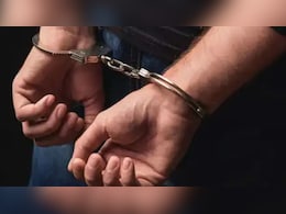नौकर चोरी करके प्रेमिका की जरूरत करता था पूरा, दोनों गिरफ्तार नौकर चोरी करके प्रेमिका की जरूरत करता था पूरा, दोनों गिरफ्तार