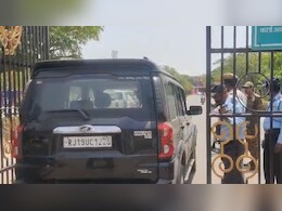 SMS स्टेडियम को बम से उड़ाने की धमकी, आया ईमेल- 'ऑपरेशन सिंदूर' की सफलता के बाद स्टेडियम को बम से उड़ाया जाएगा SMS स्टेडियम को बम से उड़ाने की धमकी, आया ईमेल- 'ऑपरेशन सिंदूर' की सफलता के बाद स्टेडियम को बम से उड़ाया जाएगा