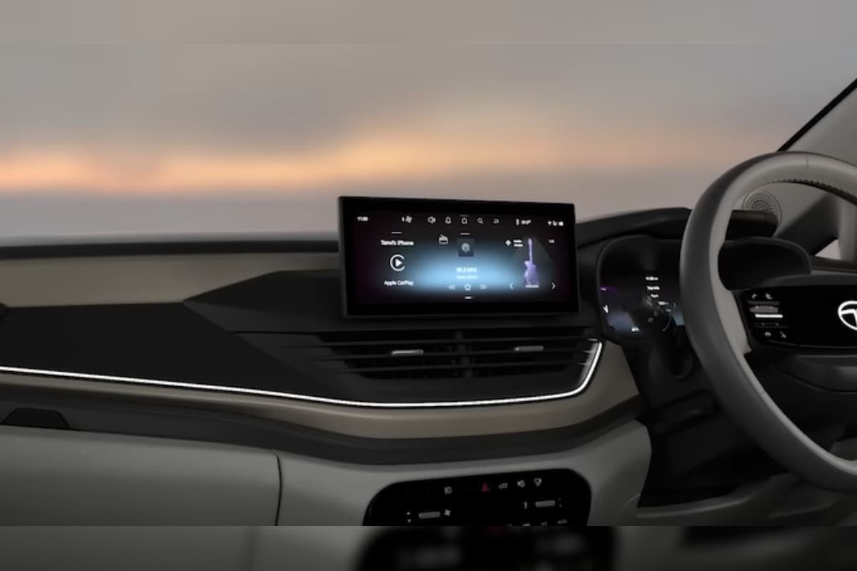 Tata Altroz Facelift infotainment screen