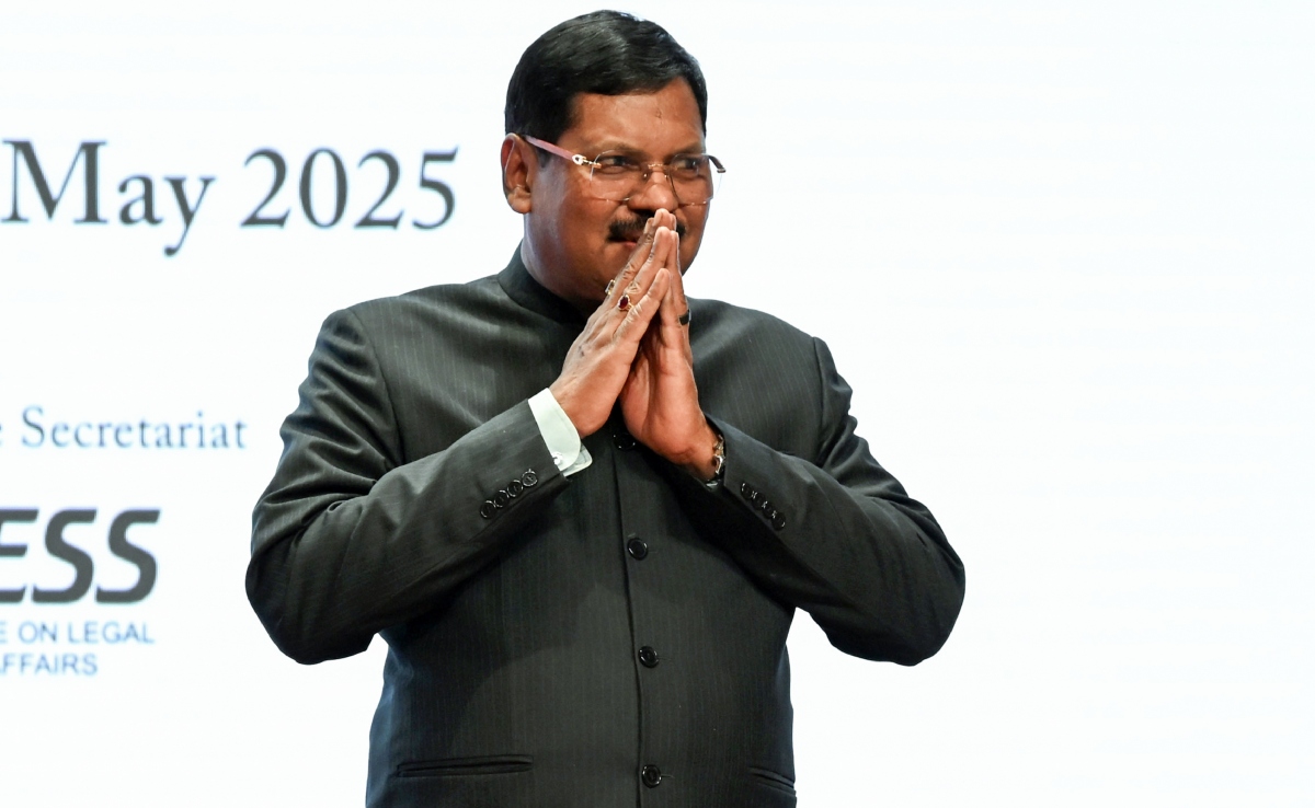 मैं थर्ड आकर भी चीफ जस्टिस बना... लेकिन मेरी नकल मत करना, CJI बीआर गवई ने छात्रों को दी बड़ी नसीहत
