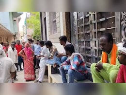 Rajasthan: शांतिभंग में गिरफ्तार दलित की थाने में मौत,  परिजन बोले- पुलिस ने पीट-पीटकर मार डाला  Rajasthan: शांतिभंग में गिरफ्तार दलित की थाने में मौत,  परिजन बोले- पुलिस ने पीट-पीटकर मार डाला