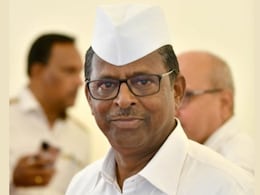 Narhari Zirwal : अन्न आणि औषध प्रशासन मंत्री नरहरी झिरवाळ यांची प्रकृती बिघडली, मुंबईतील रुग्णालयात उपचार सुरू Narhari Zirwal : अन्न आणि औषध प्रशासन मंत्री नरहरी झिरवाळ यांची प्रकृती बिघडली, मुंबईतील रुग्णालयात उपचार सुरू