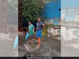 Delhi Minister Parvesh Verma Inspects Waterlogged Areas After Unseasonal Rain Delhi Minister Parvesh Verma Inspects Waterlogged Areas After Unseasonal Rain