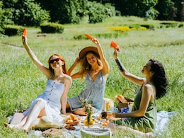 Summer के लिए Stylish और Trendy Dresses पर शानदार सेल, अब अपने Wardrobe को Budget में करें अपग्रेड! Summer के लिए Stylish और Trendy Dresses पर शानदार सेल, अब अपने Wardrobe को Budget में करें अपग्रेड!