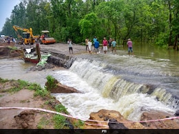 34 Dead In Floods, Landslides In Northeast, 19 Districts Hit In Assam 34 Dead In Floods, Landslides In Northeast, 19 Districts Hit In Assam