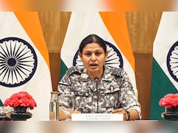 ऑपरेशन सिंदूर का चेहरा बनीं विंग कमांडर व्योमिका सिंह के लिए जब टीचर ने की थी गजब भविष्यवाणी ऑपरेशन सिंदूर का चेहरा बनीं विंग कमांडर व्योमिका सिंह के लिए जब टीचर ने की थी गजब भविष्यवाणी