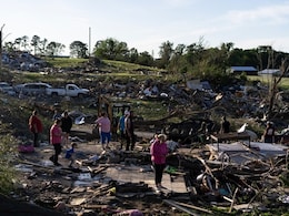Video: Deadly Tornadoes Shred Homes In Midwest US, 27 Killed, Dozens Injured Video: Deadly Tornadoes Shred Homes In Midwest US, 27 Killed, Dozens Injured
