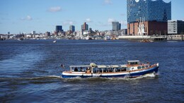 How To Beat Motion Sickness: 9 Proven Tips For Smoother, Nausea-Free Travel