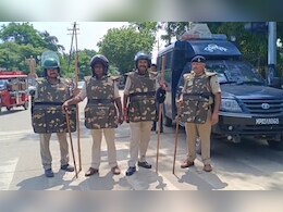 ग्वालियर बेहद संवेदनशील शहर, सुरक्षा चाकचौबंद; शहर में Air Force और BSF हर स्थिति से निपटने को तैयार ग्वालियर बेहद संवेदनशील शहर, सुरक्षा चाकचौबंद; शहर में Air Force और BSF हर स्थिति से निपटने को तैयार