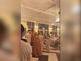 Band <i>Baaja</i> And Alia Bhatt: Watch Her <i>Desi</i> Moves At A Friend's Wedding Band <i>Baaja</i> And Alia Bhatt: Watch Her <i>Desi</i> Moves At A Friend's Wedding