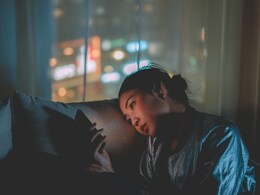 Man Dumps Girlfriend After Her Phone Automatically Connects To Hotel Wi-Fi Man Dumps Girlfriend After Her Phone Automatically Connects To Hotel Wi-Fi